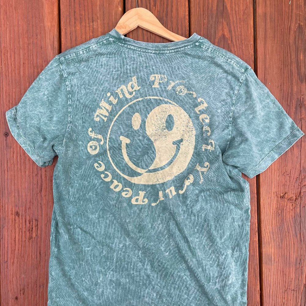 Blue-Green Washed Smiley Yin-Yang Tee